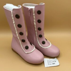 Royal Roe “Monroe” button Lace Boot size 8/9 girls in Blush Pink